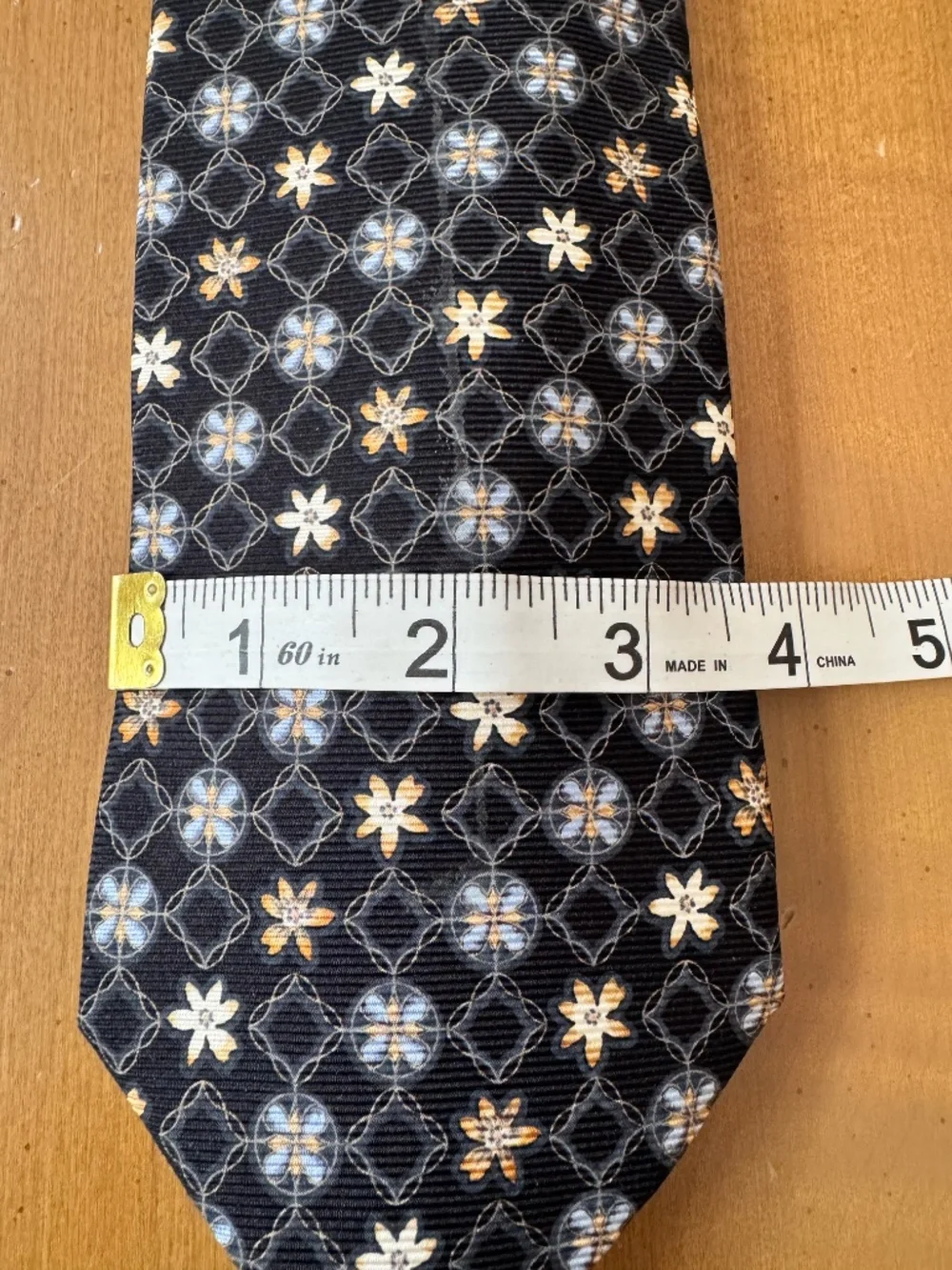 Fine silk necktie from Ermenegildo Zegna